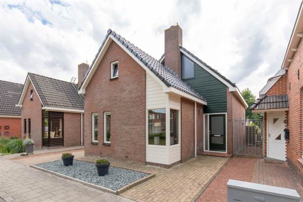 Woning Marktkade 32 Musselkanaal