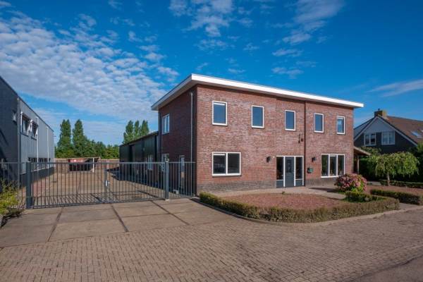 Woning Industrieweg 12 Andijk