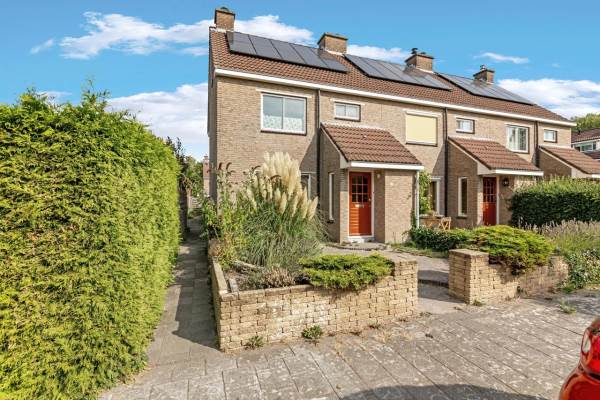 Woning Carolinenburg 34 Leeuwarden