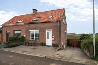 Woning Bloemendijk 36 Dinteloord