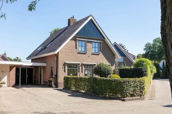 Woning Eikenhof 4 Harbrinkhoek