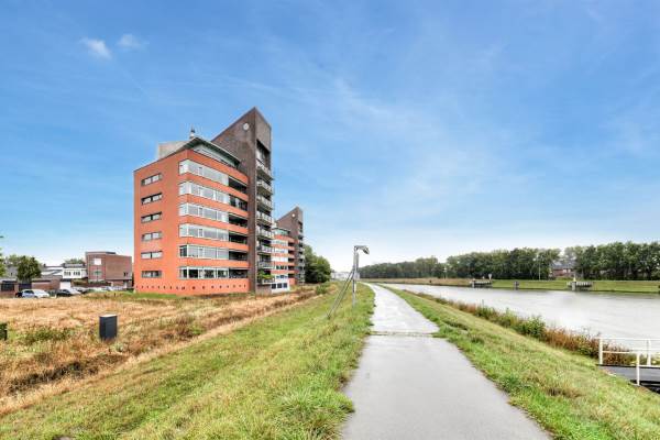 Woning Erik Pinksterblomstraat 138 Oosterhout (NB)