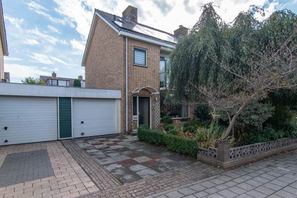 Woning Prinses Beatrixstraat 7 Benthuizen