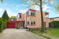 Woning Vermiljoenstraat 12 Almere