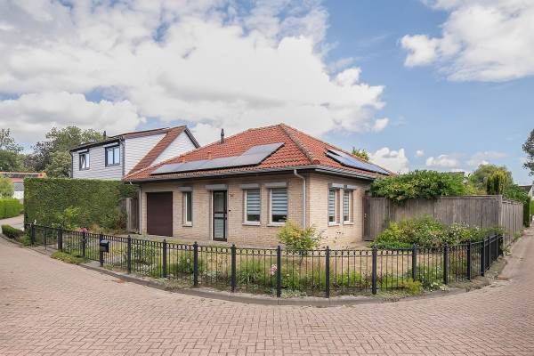 Woning Sint Josephstraat 14a Hengstdijk