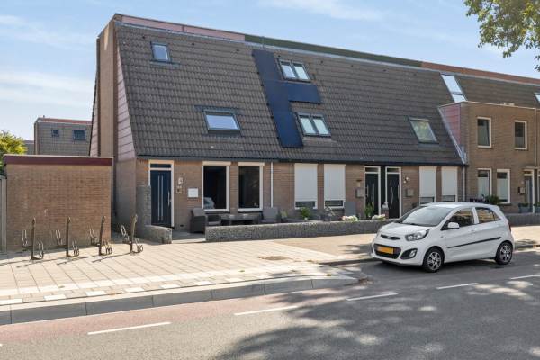Woning Ouverturelaan 44 Spijkenisse