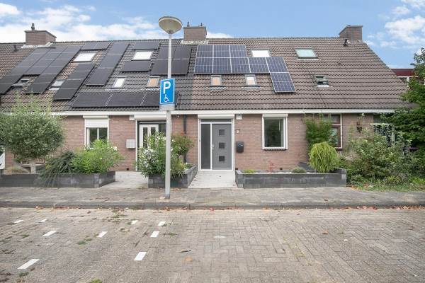 Woning Voordeplantsoen 21 Spijkenisse