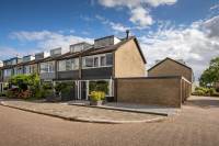 Woning Mr.J.C.Bhrmannlaan 2 Weesp