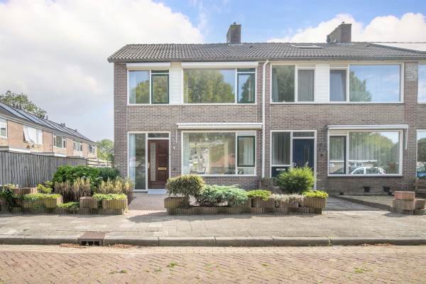 Woning Barkstraat 1 Veendam