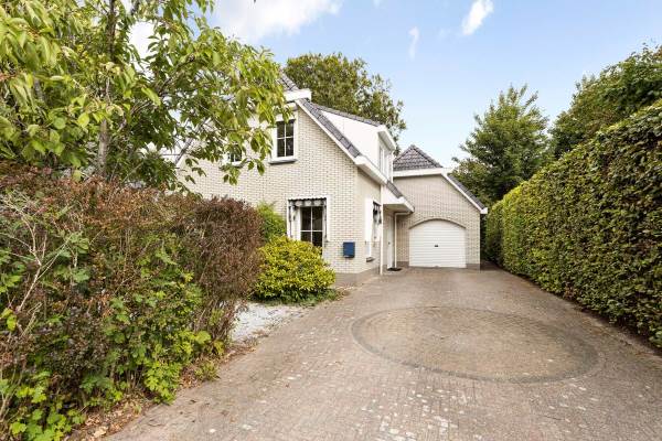 Woning Vredesplein 27 Beerta