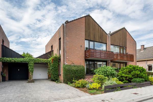 Woning Meeuwensingel 54 Schiedam