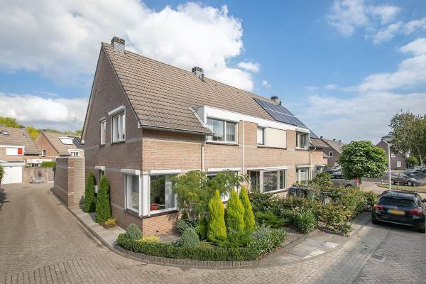 Woning Mr. Rietkerklaan 30 Helmond