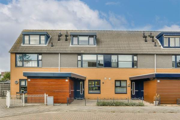 Woning Calveslo 22 Kudelstaart