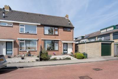 Woning De Meidoorn 19 Ouderkerk aan den IJssel