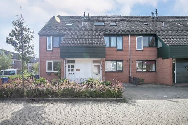 Woning Loevestein 78 Alphen aan den Rijn