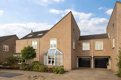 Woning Lunetkade 25 Geertruidenberg