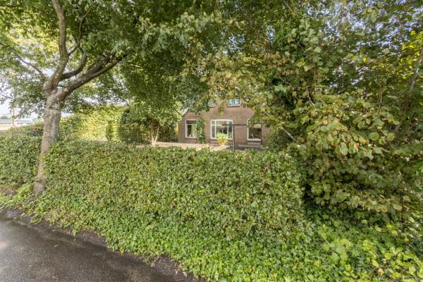 Woning Oosterparallelweg 147 Punthorst