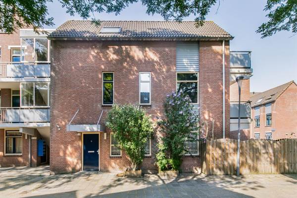 Woning Aarhuispad 53 Rotterdam