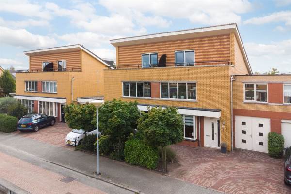 Woning Laan van Loevestein 37 Nieuw-Vennep