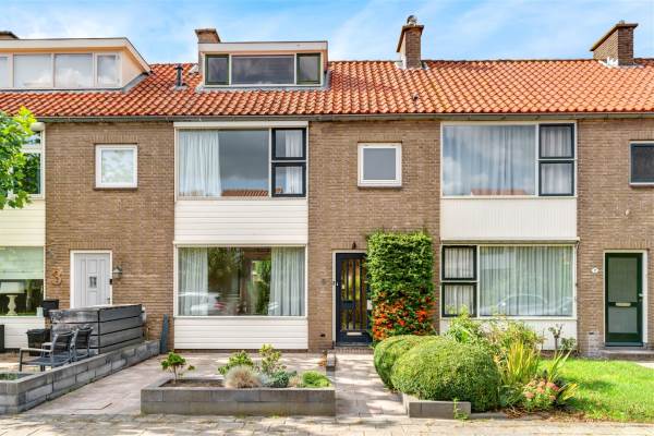 Woning P J Warmerdamstraat 5 De Zilk