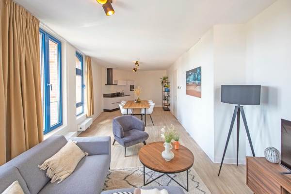 Woning Bijlmerplein 889-b 9 AMSTERDAM