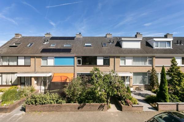 Woning Willem Barentszlaan 64 VOORSCHOTEN