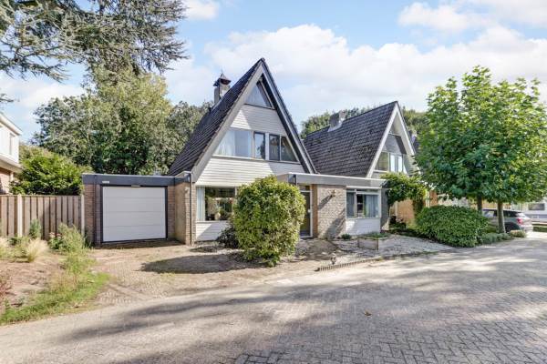 Woning Dirk Boutslaan 15 Oosterhout (NB)