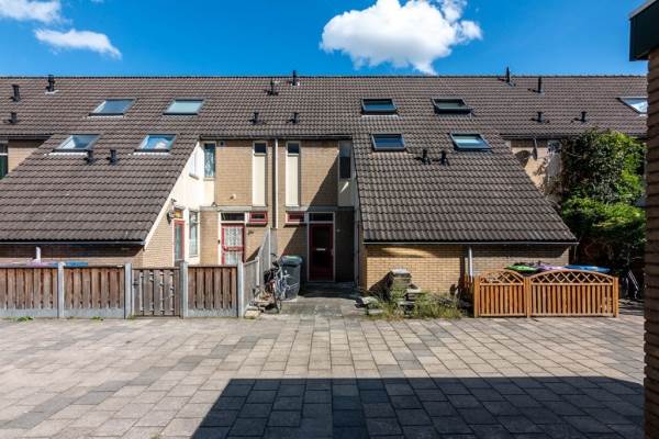 Woning Slagsteenkreek 15 Spijkenisse