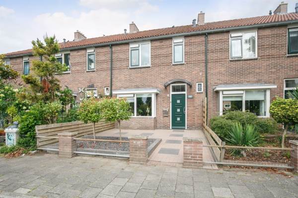 Woning Comm d Vos v Steenwijklaan 15 Meppel