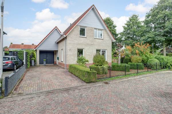 Woning Sneeuwklokjesveld 28 Swifterbant