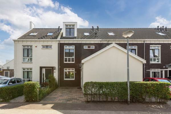 Woning Spoetnikstraat 16 Oostzaan