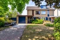 Woning Karveel 151 Lelystad