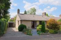 Woning Vriezelaan 15 Almelo