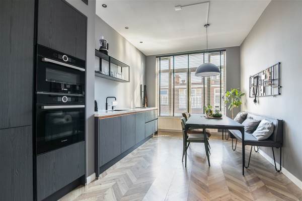 Woning Johannes Camphuijsstraat 320 Den Haag