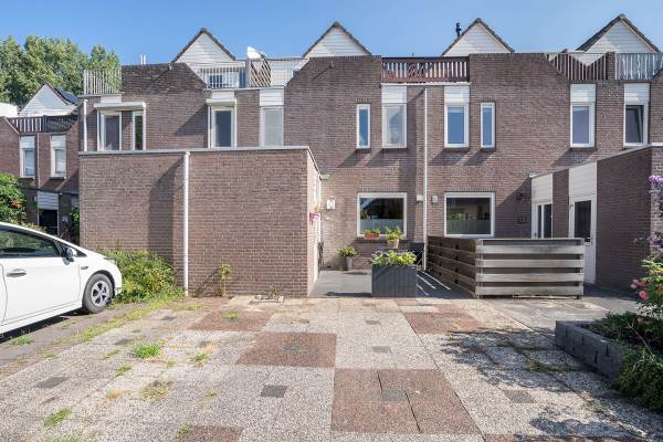 Woning Elzekrulzoom 11 Alphen aan den Rijn