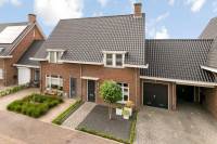 Woning Paardenmarkt 28 Bakel