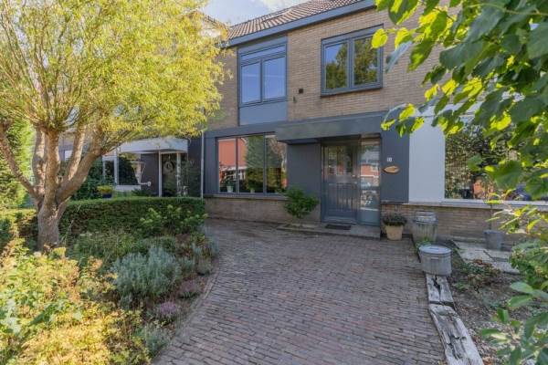 Woning Patrijsstraat 31 Strijen