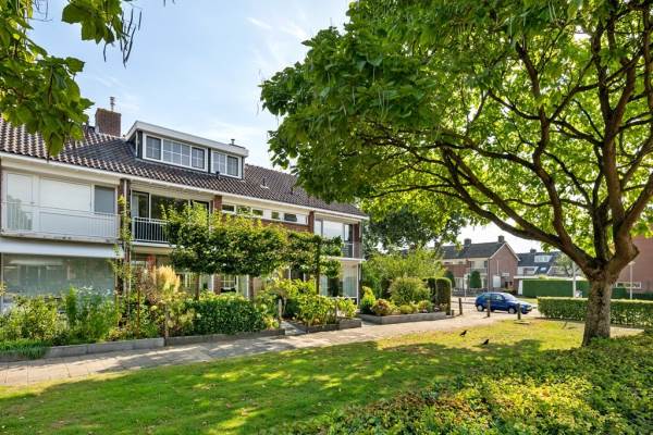 Woning Mr P D Kleylaan 40 Nieuwerkerk aan den IJssel