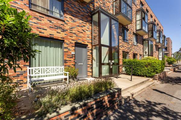 Woning J.H. van den Broekstraat 31 Rotterdam