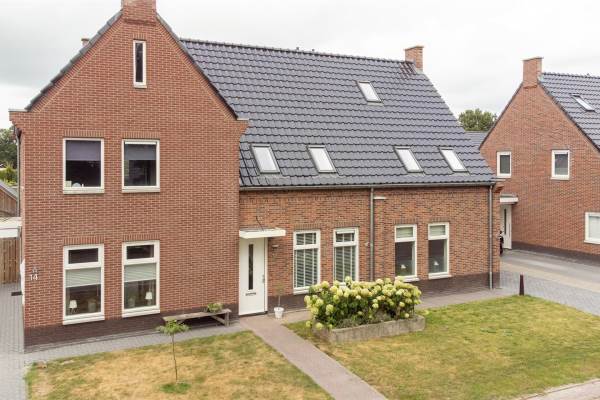 Woning Tiengastraat 12 Opende