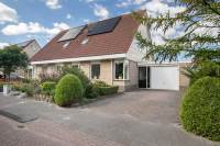 Woning M C Willemsstraat 2 Dongjum