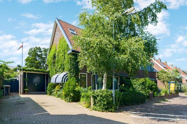 Woning Rijksstraatweg 105 Heemskerk