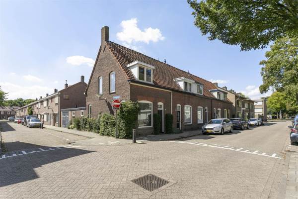 Woning Alberdingk Thijmstraat 20 Tilburg