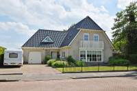 Woning Veenderij 30 Surhuisterveen
