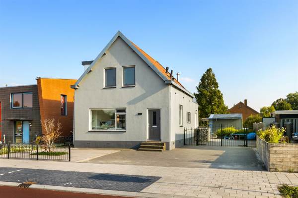 Woning Kerkstraat 209 Oostzaan