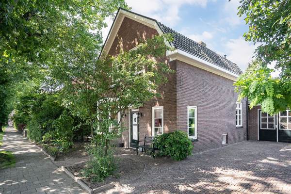Woning Spoorstraat 34 Dorst