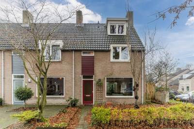 Woning Sterkenhoeve 15 Rijen