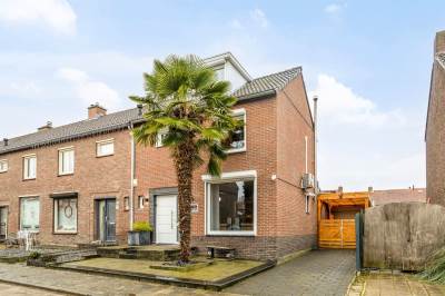 Woning Pastoor Huppertzstraat 8 Landgraaf
