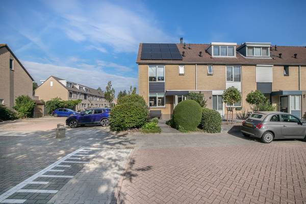 Woning Abraham van Strijstraat 8 Hendrik-Ido-Ambacht