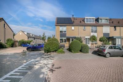 Woning Abraham van Strijstraat 8 Hendrik-Ido-Ambacht